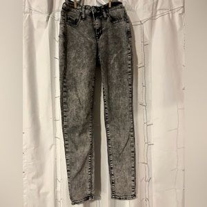 Grey wash skinny jeans